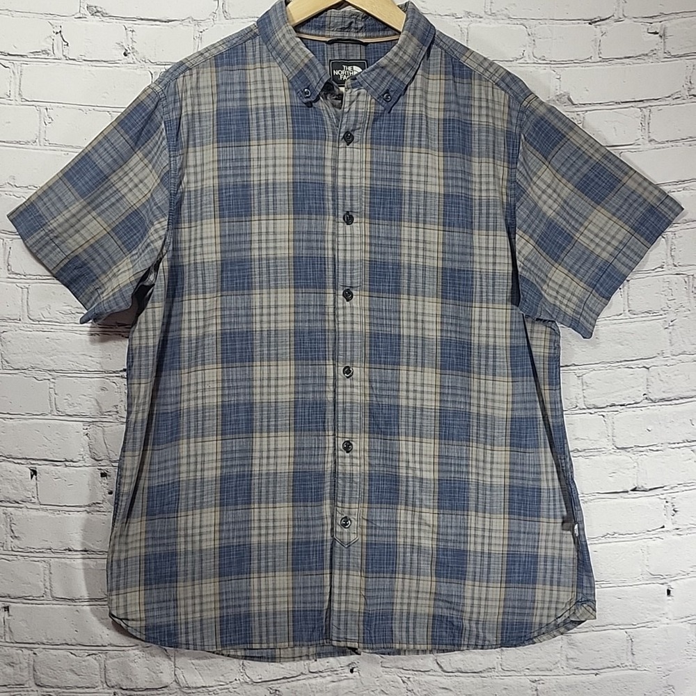 The North Face Shirt Mens XL Gray Plaid Button Up Short Sleeves Lightweight